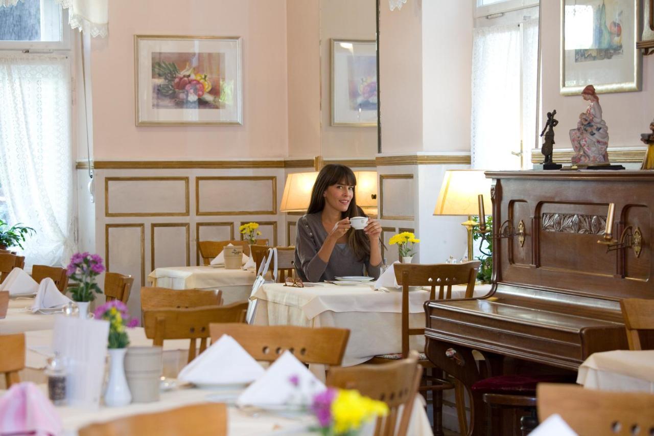 Hotel Westend 3*